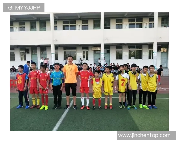 足球选拔采访揭秘年轻球员成长之路与未来发展潜力分析